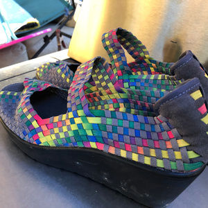 Steve Madden Woven Multi Color Wedge Sandals SZ 9